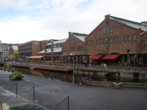 p8300094